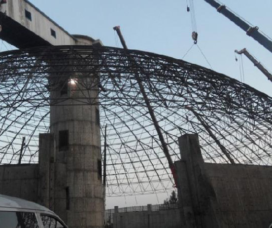 徐州网架分条或分块安装法